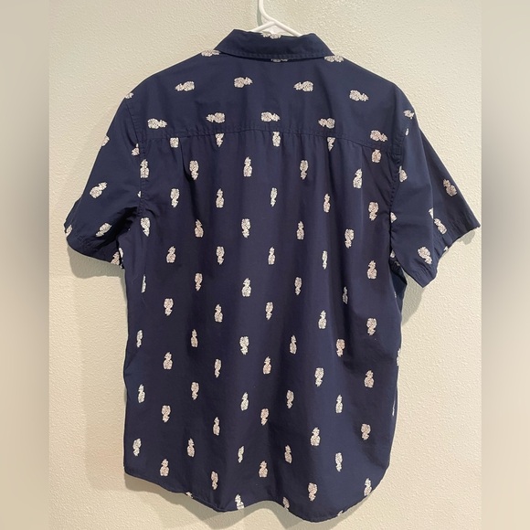 Men’s Dip Navy blue short sleeve button up with fun pineapple novelty print - Picture 5 of 5